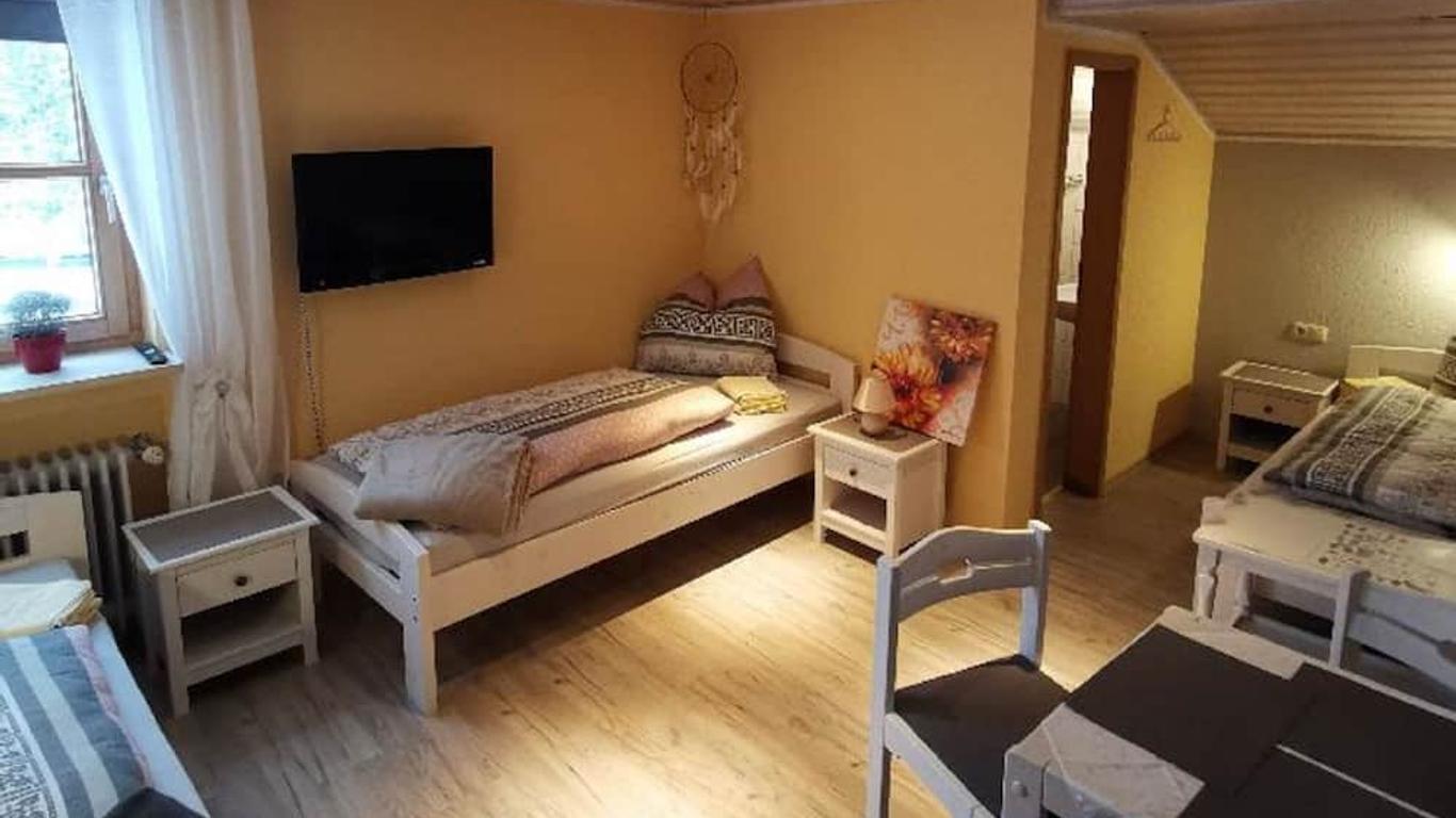 Pension Hüttendorf 49 gradnord