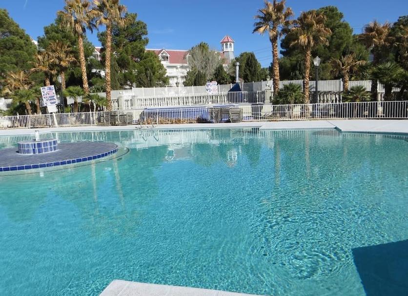 Pool Foto