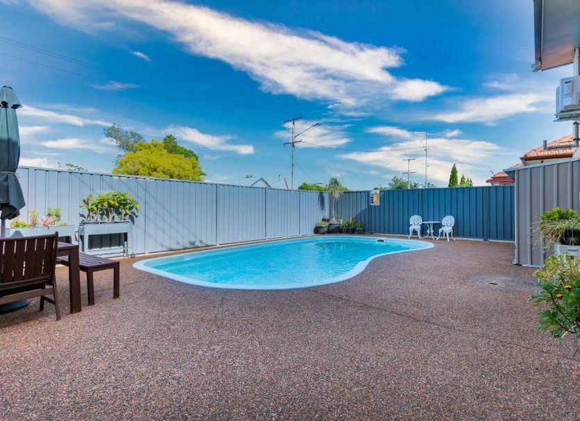 Pool Foto