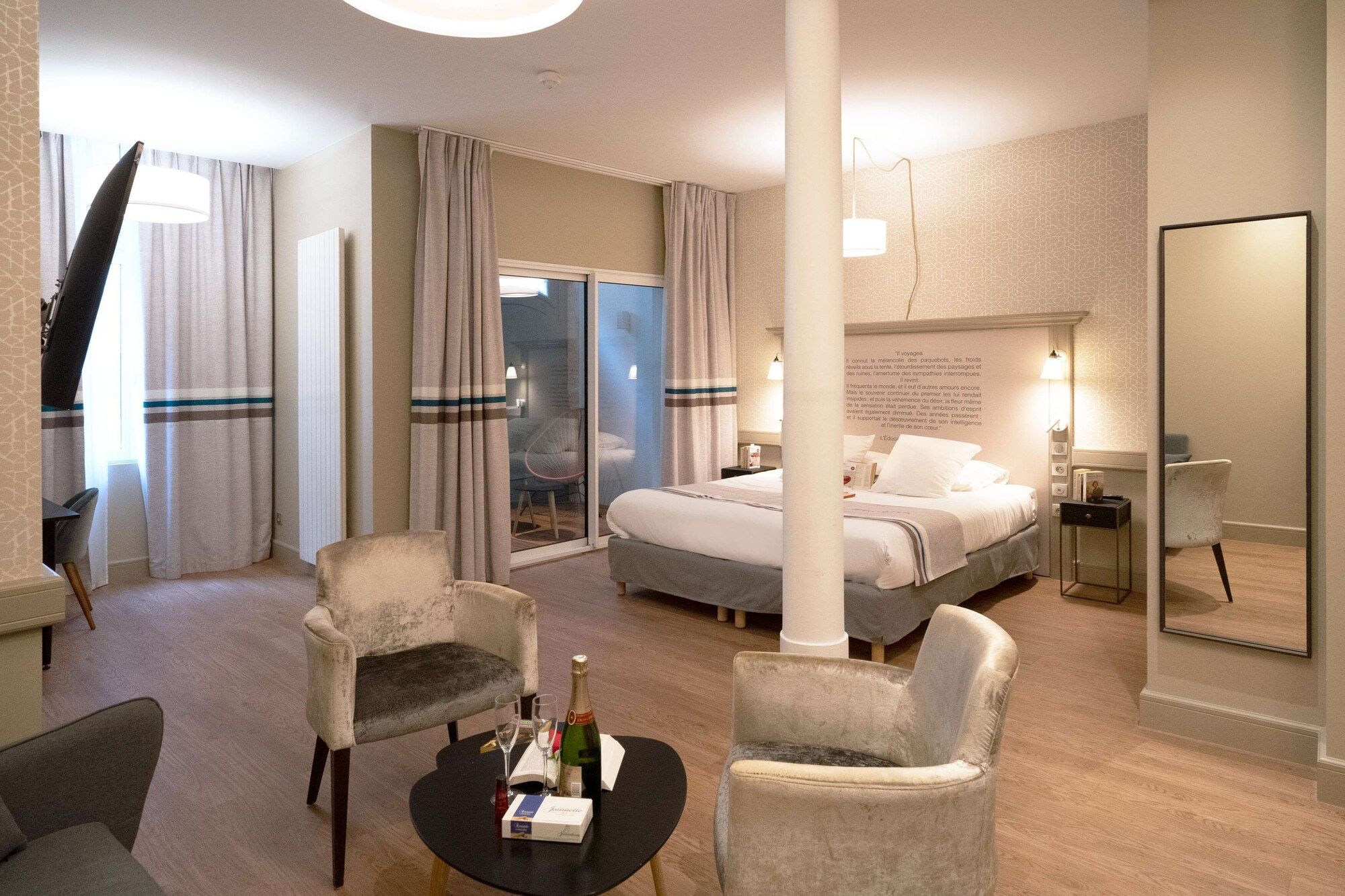 Schlafzimmer