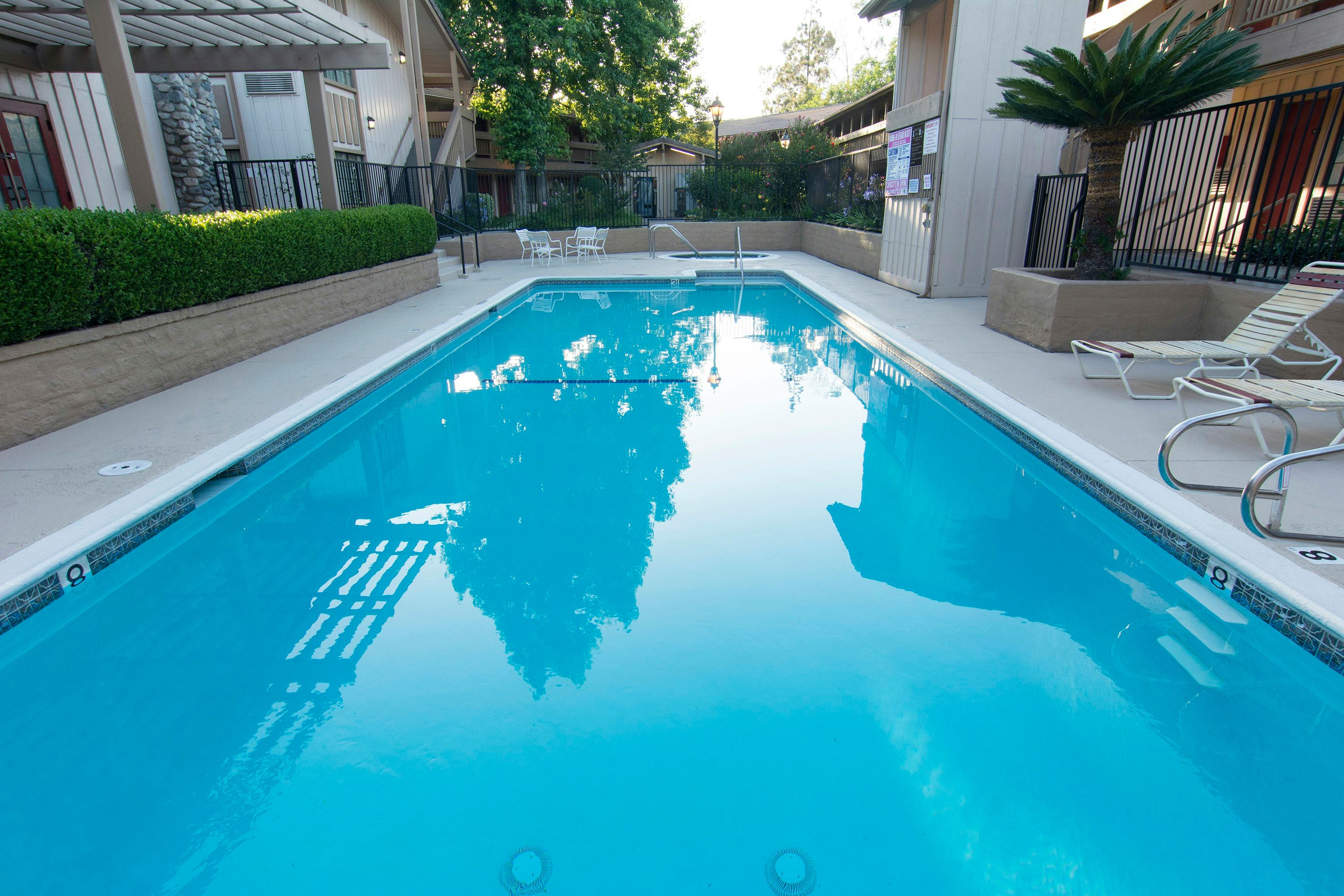Pool Foto