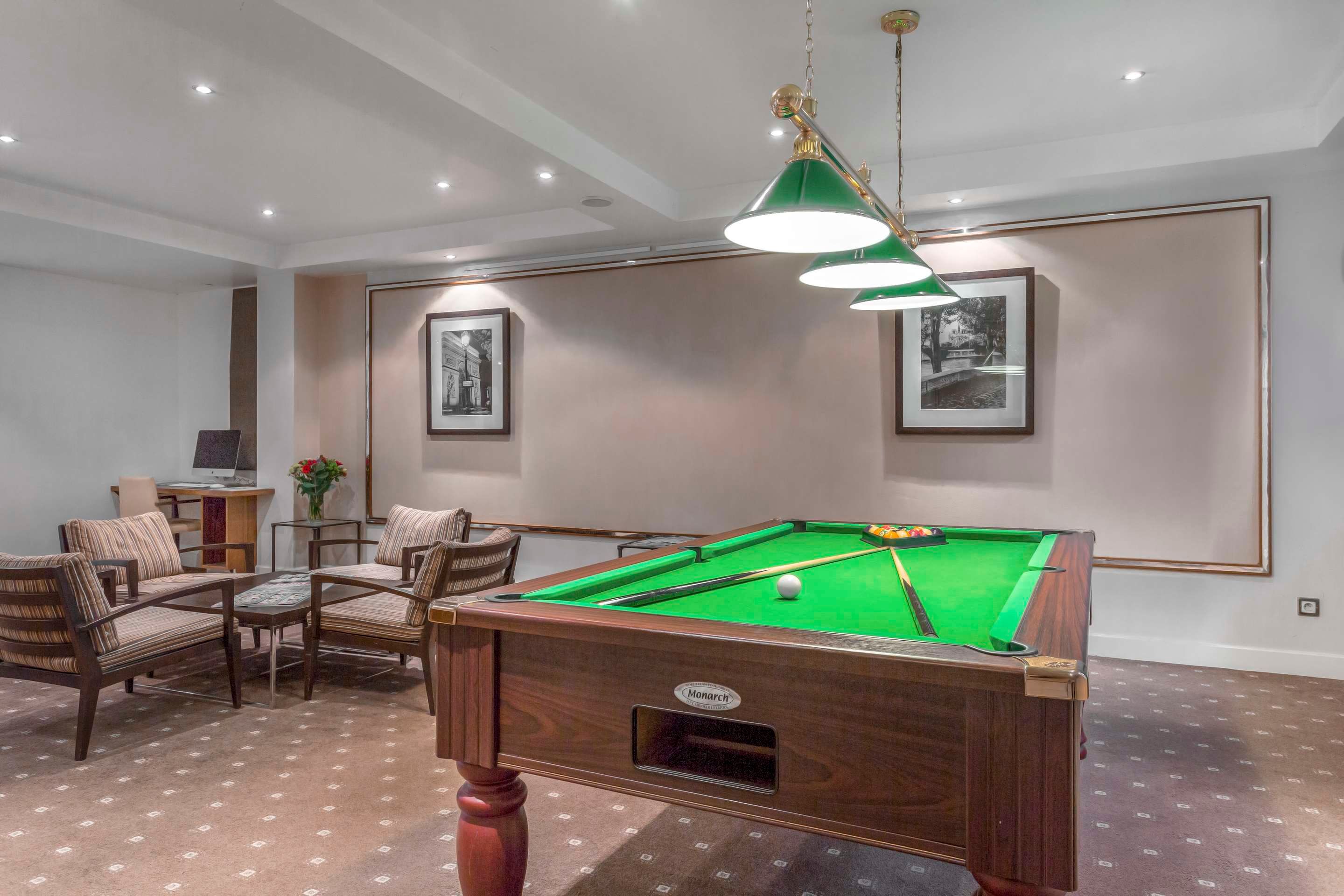 Sonstige