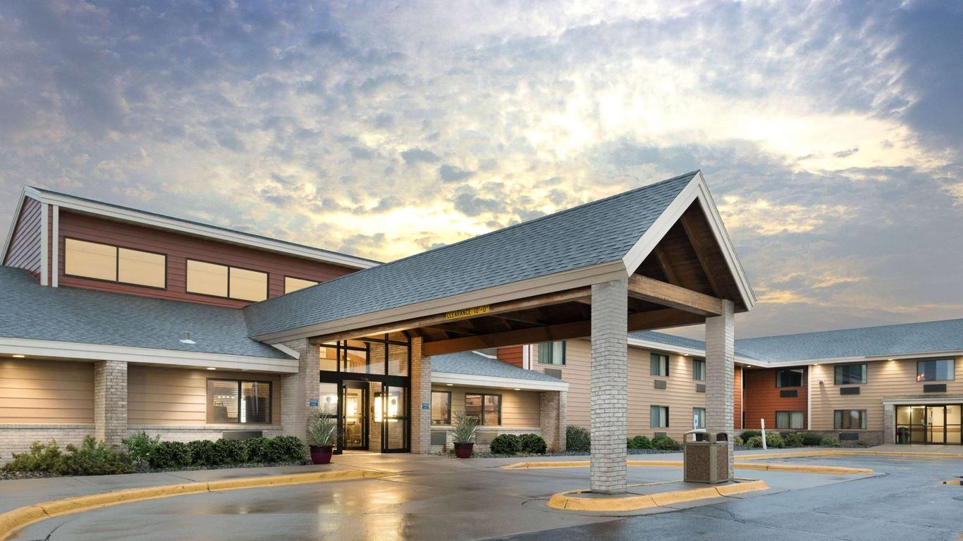 AmericInn by Wyndham Wahpeton