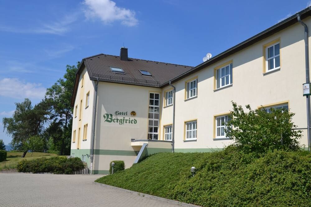 Gebäude