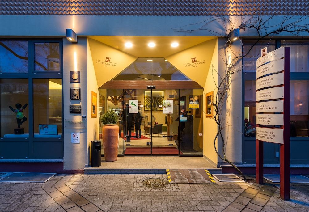 Gebäude