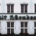 Gebäude