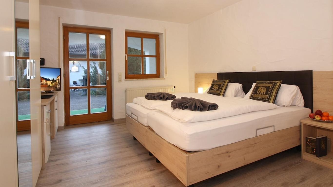 Paga Hotel