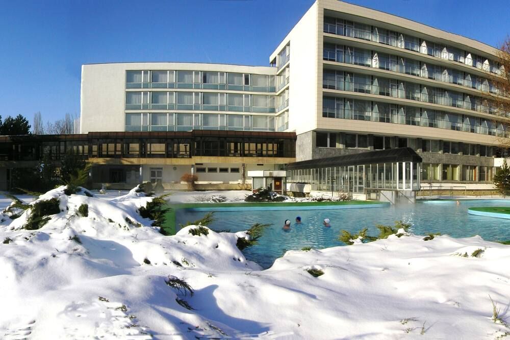 Gebäude