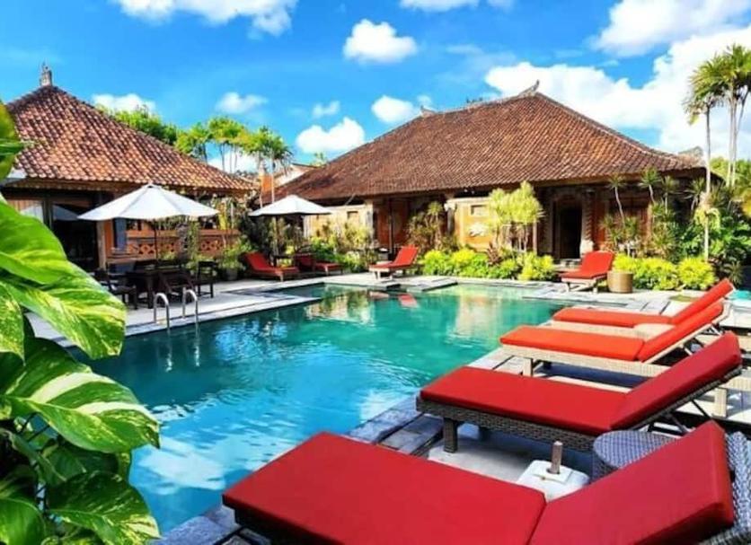 Pool Foto