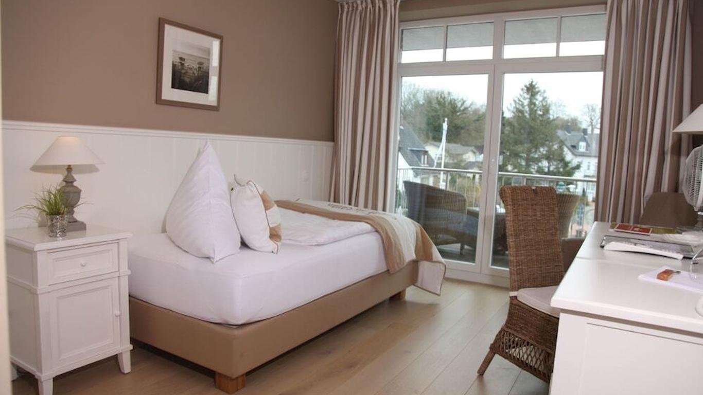 Strandhotel Seeblick, Ostseebad Heikendorf