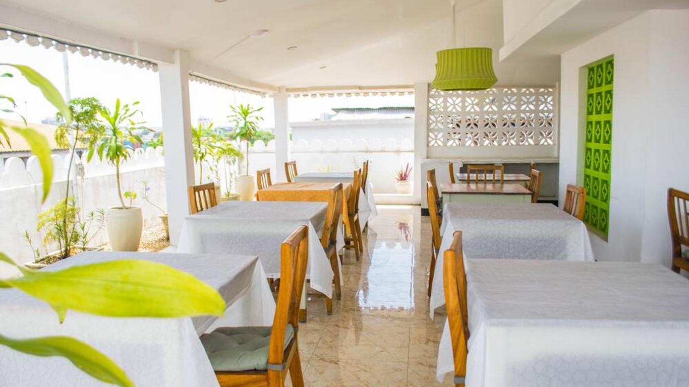 Stonetown View Inn