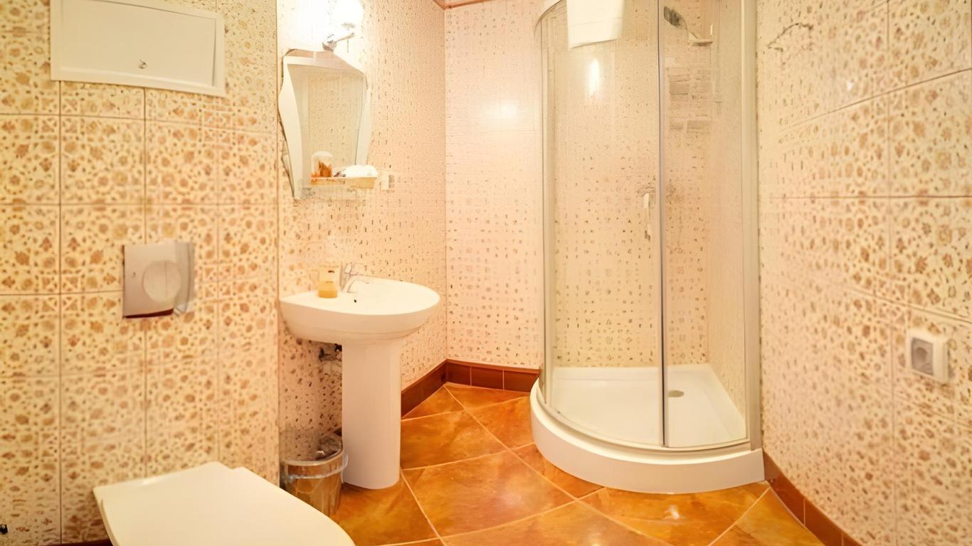 Hotel Adeliya