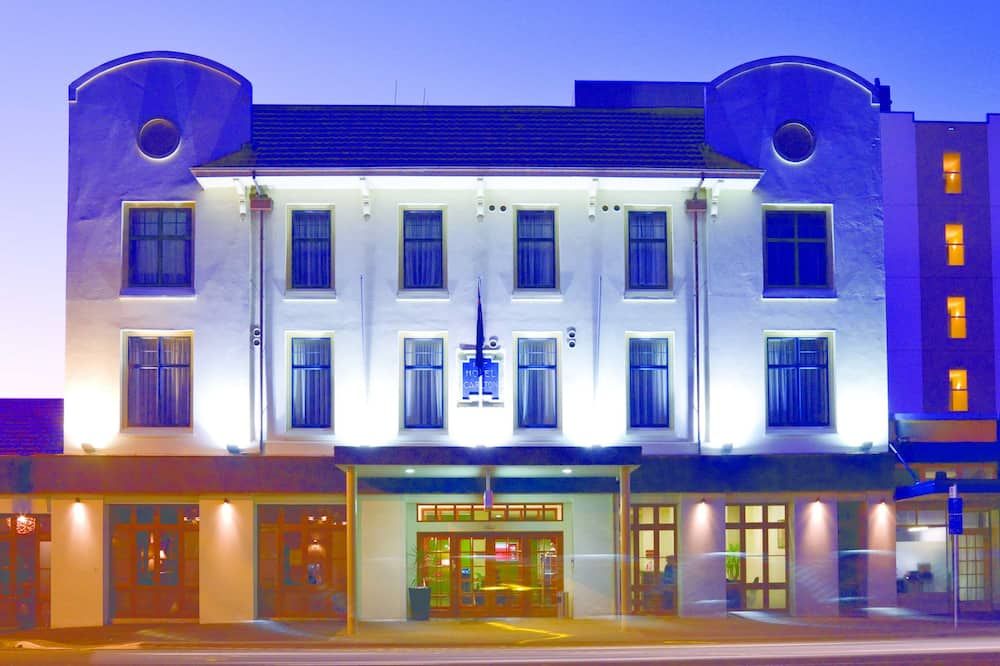 Gebäude
