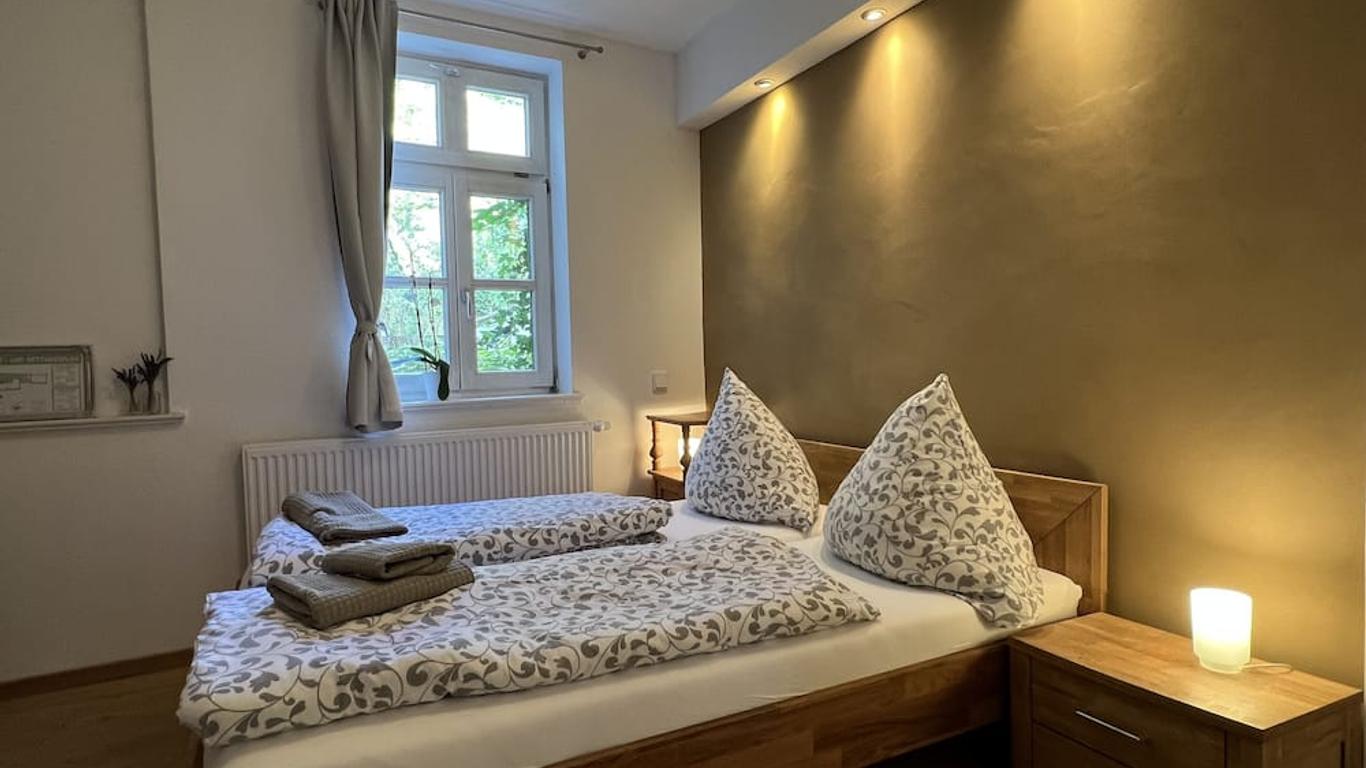 Apartment-Apartment-Private Bathroom-W5