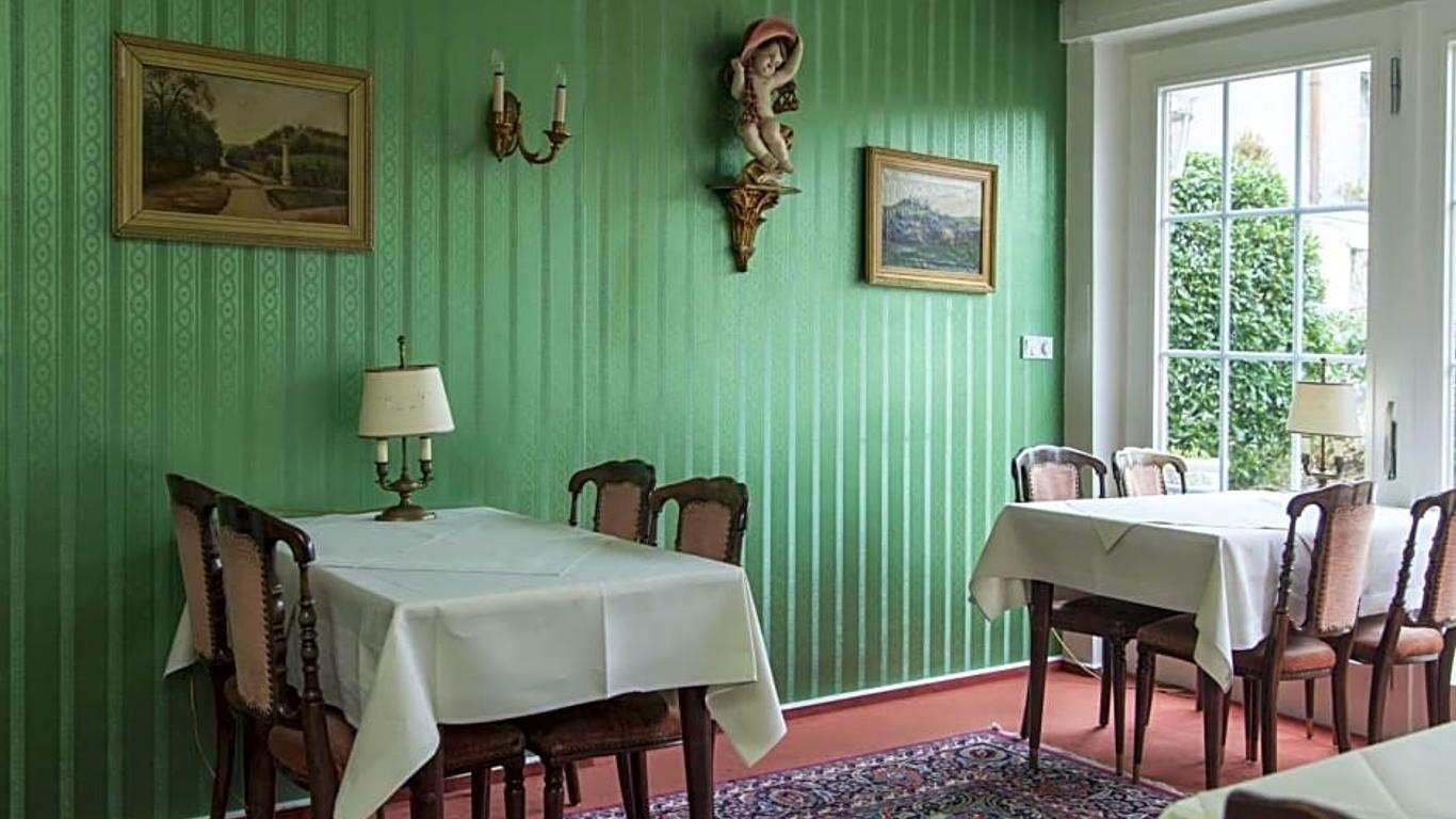 Hotel Zum Alten Brunnen