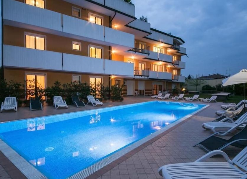 Pool Foto