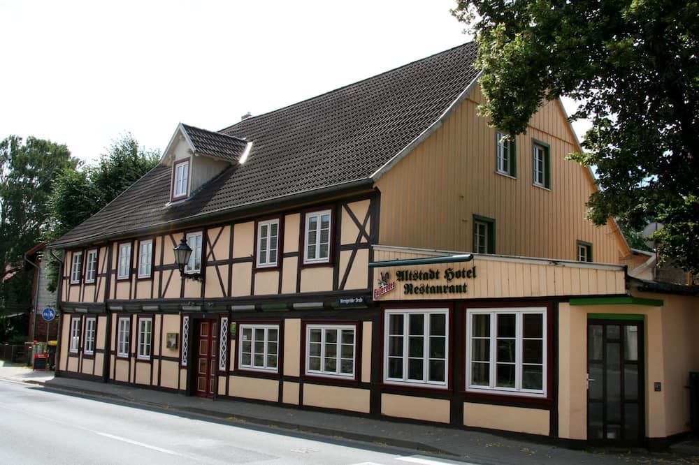 Gebäude