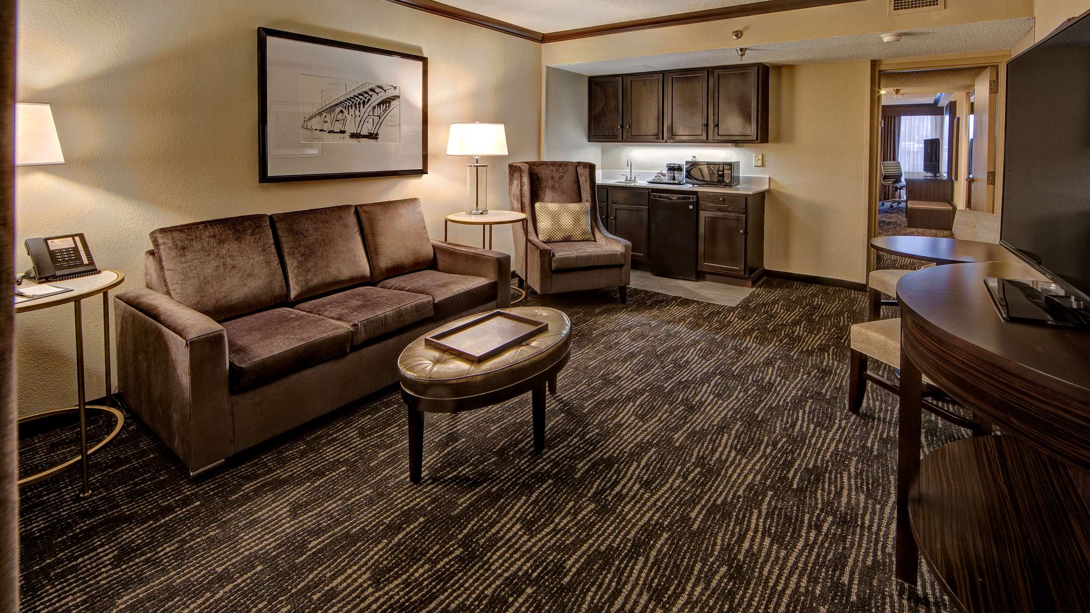 DoubleTree by Hilton Decatur Riverfront ab 121 €. Hotels in Decatur KAYAK