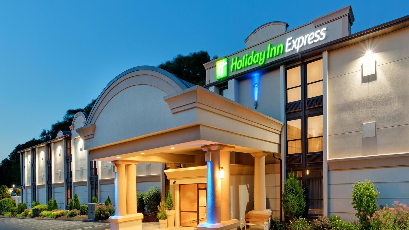 Holiday Inn Express Southington