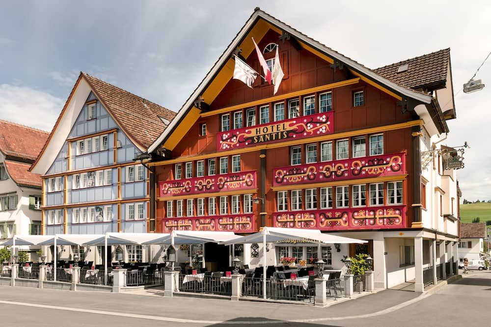 Gebäude