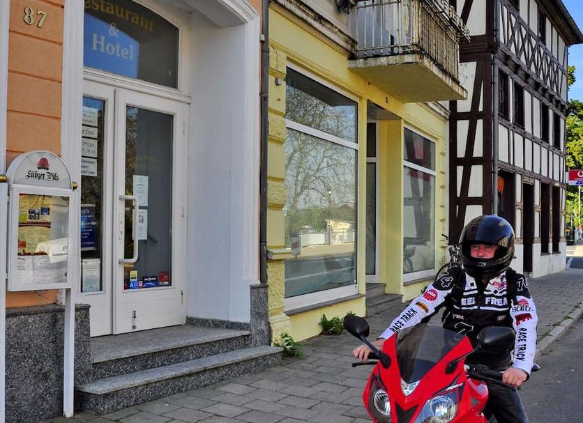 Außenansicht Foto