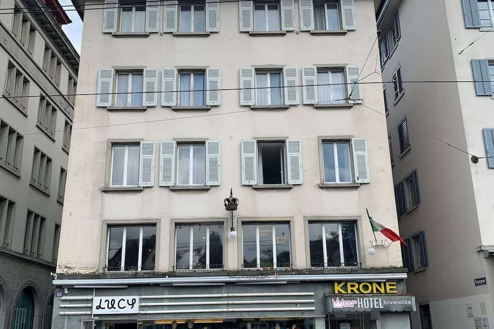 Gebäude