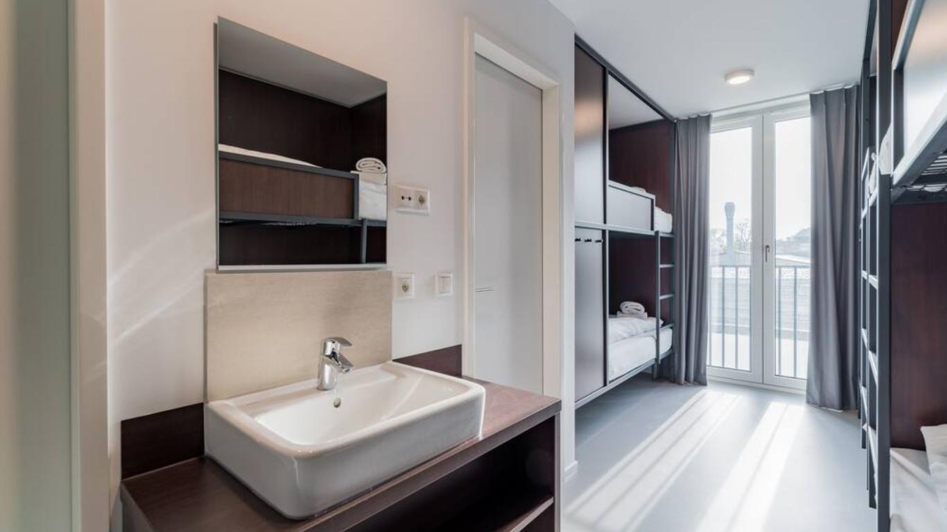 Nena Hostel Berlin