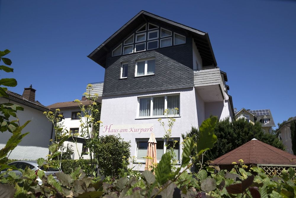 Gebäude