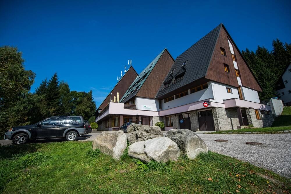 Gebäude