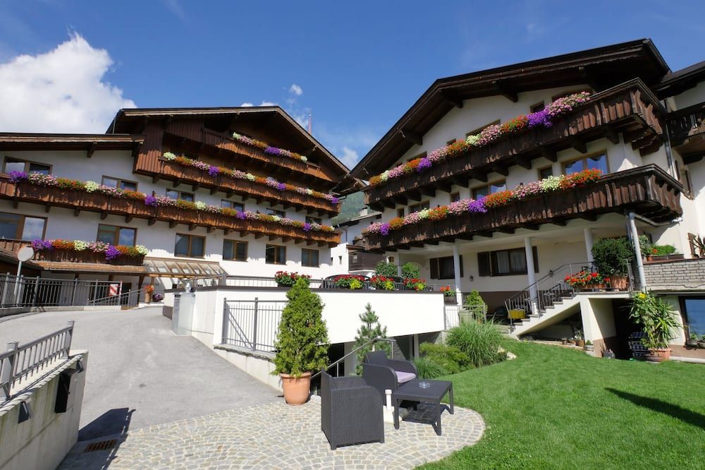 Gebäude