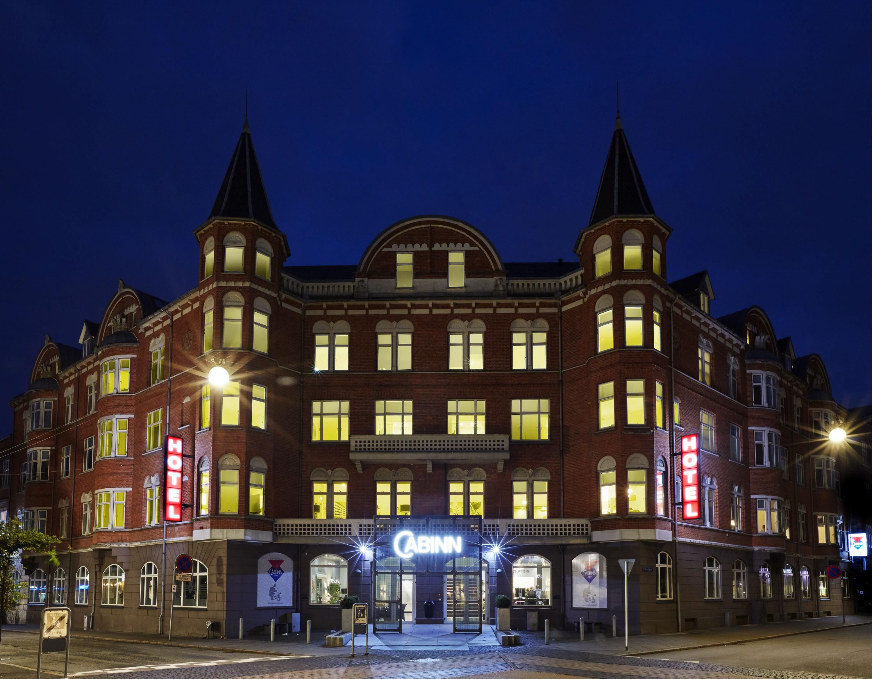 Gebäude