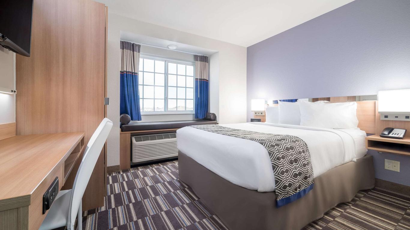 Microtel Inn & Suites By Wyndham Moorhead Fargo Area