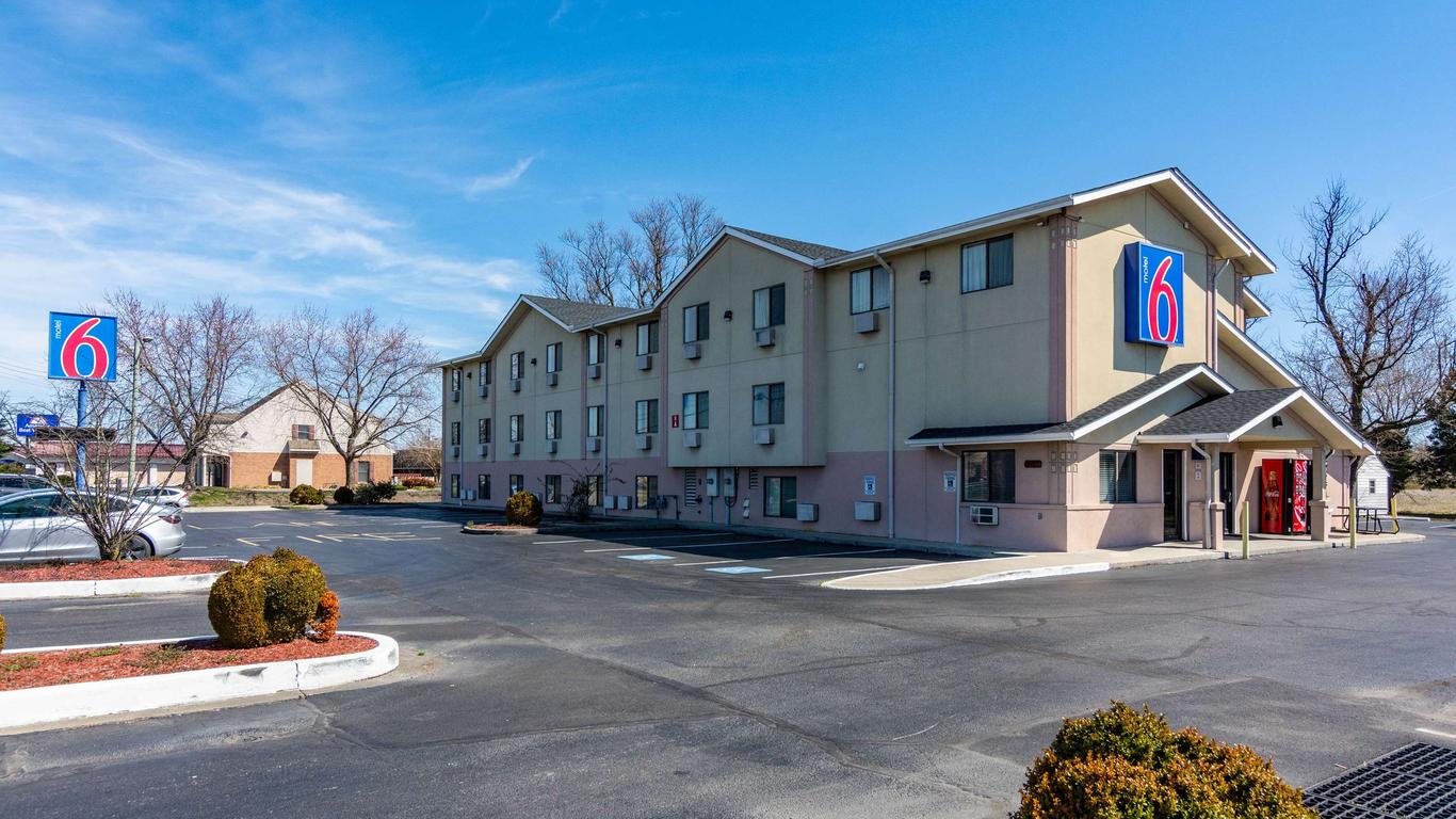 Motel 6 Salisbury