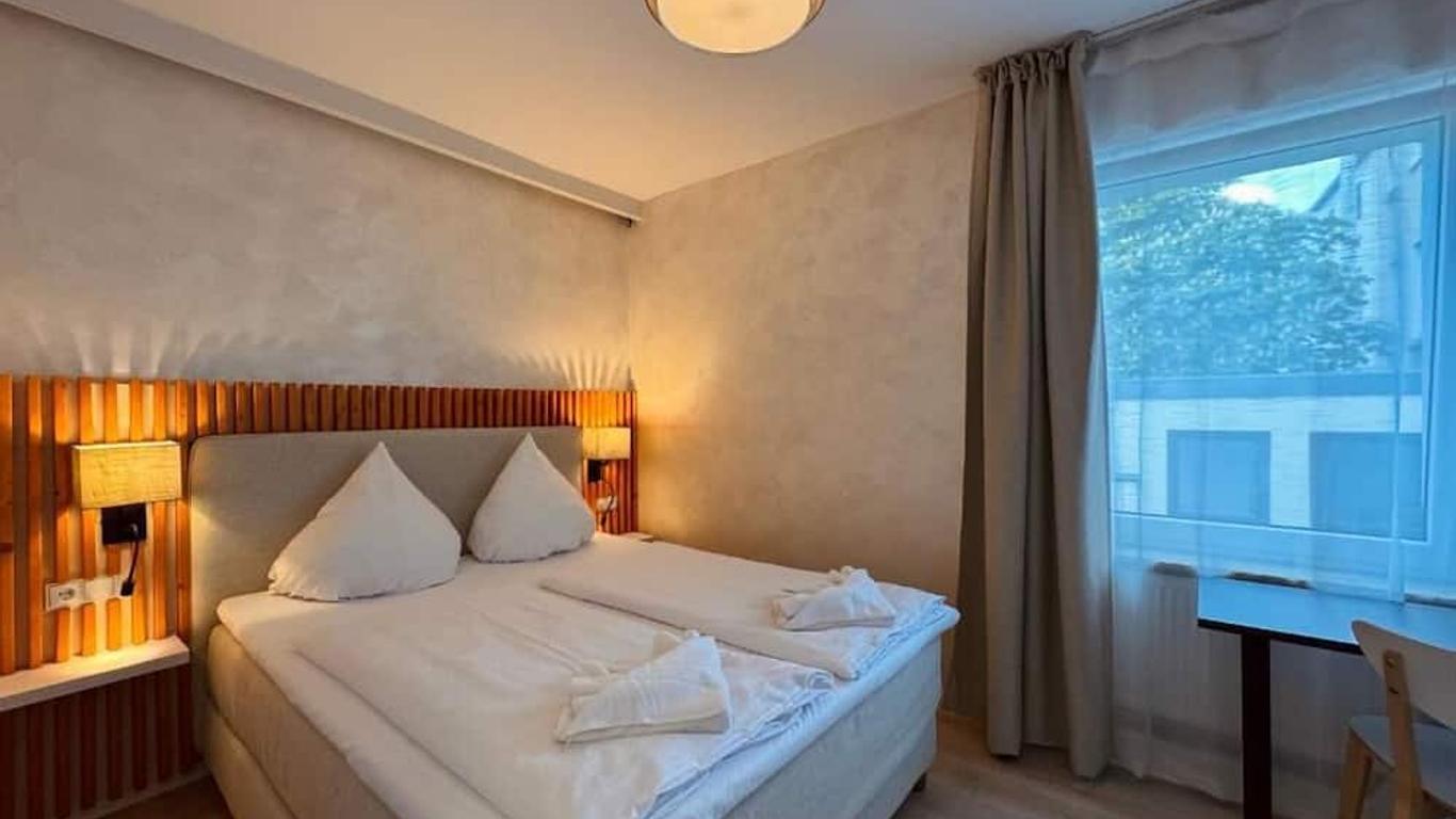 Dingdong Bonn - City Apartments