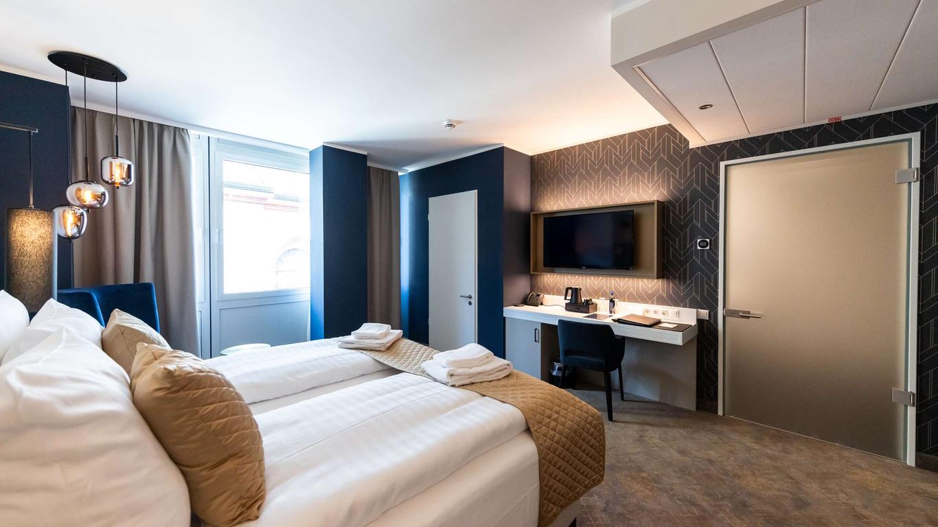 Best Western Premier Royal Blue