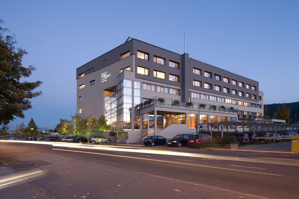 Gebäude