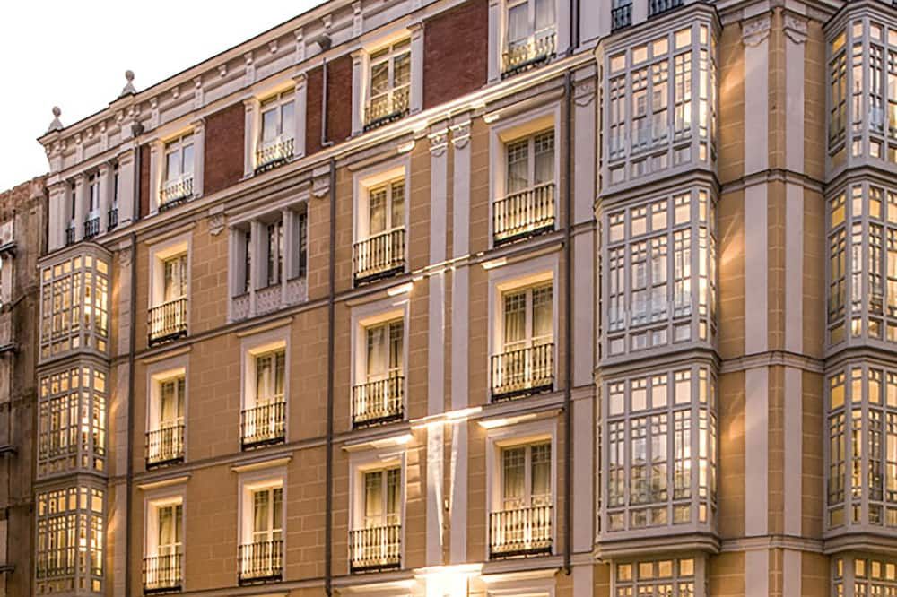Gebäude