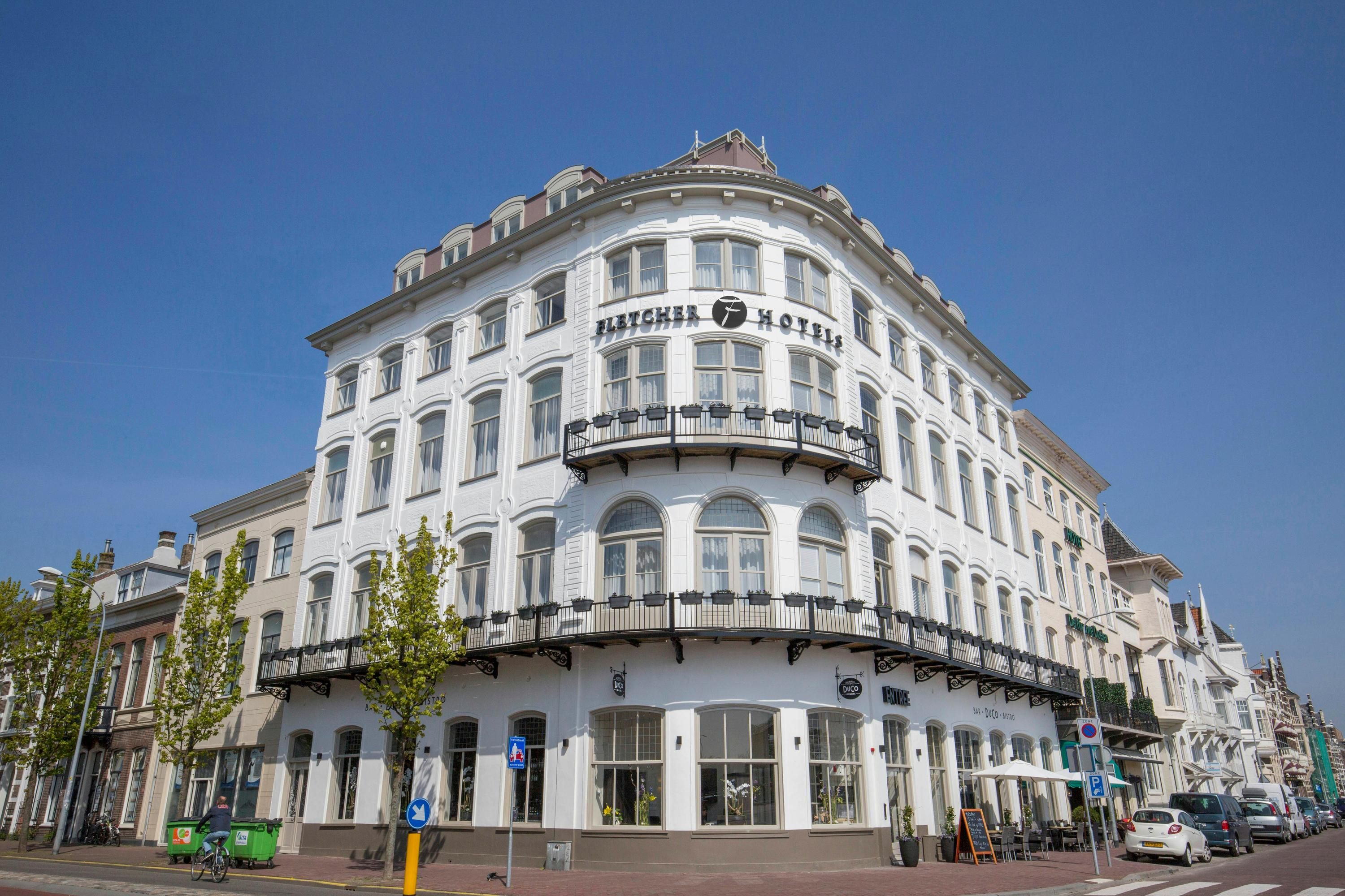Gebäude