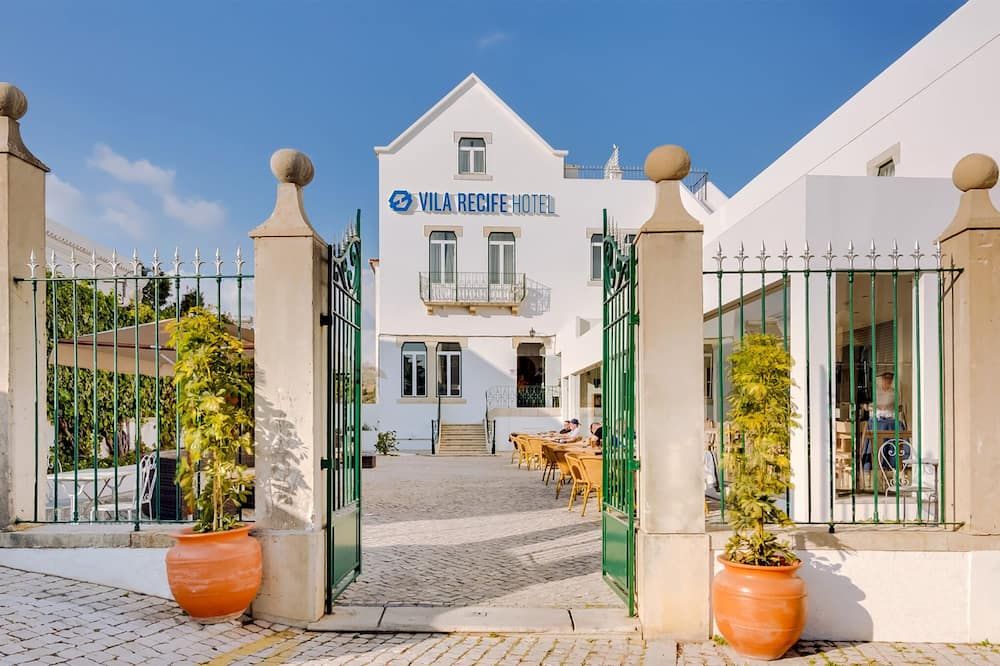 Gebäude