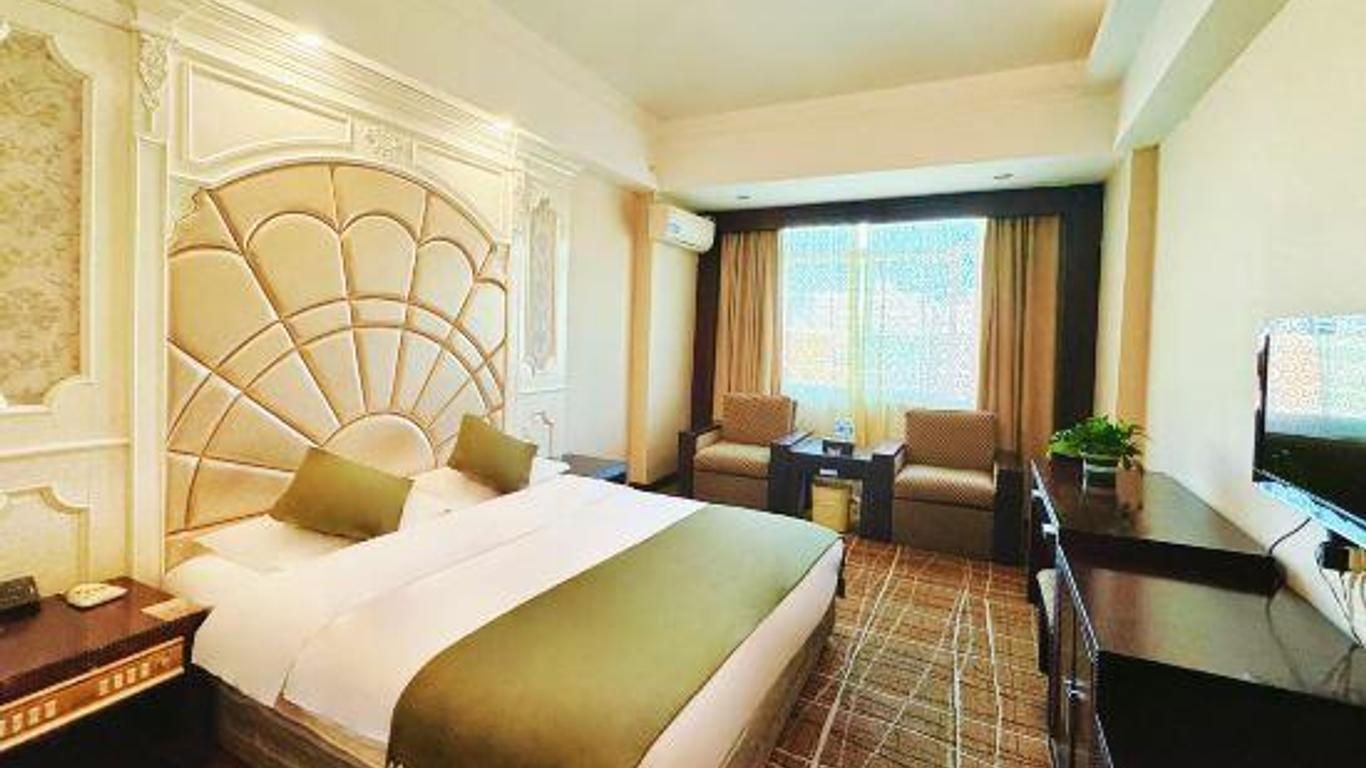 Dongya Business Hotel