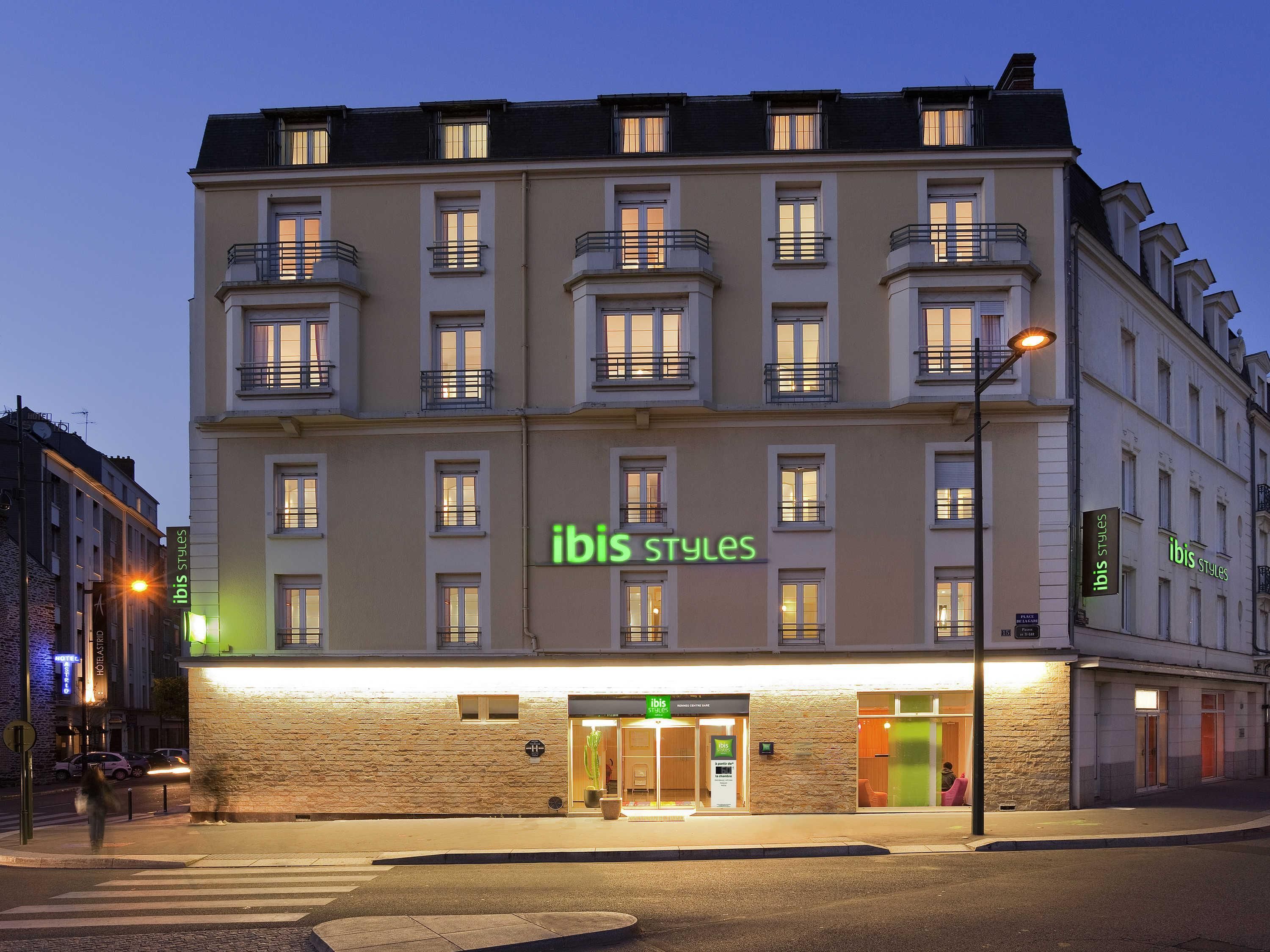Gebäude