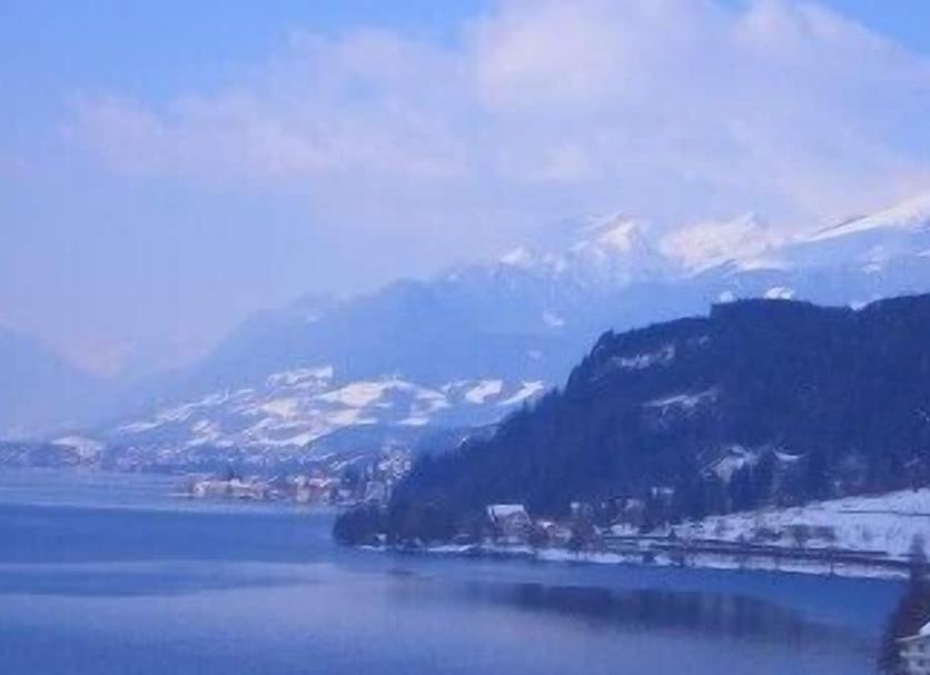 Außenansicht Foto