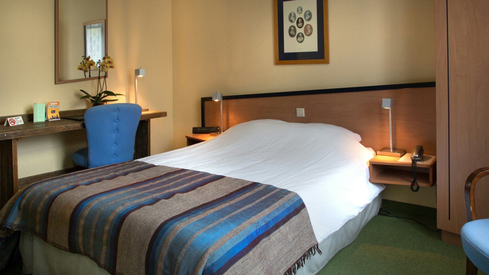 Schlafzimmer
