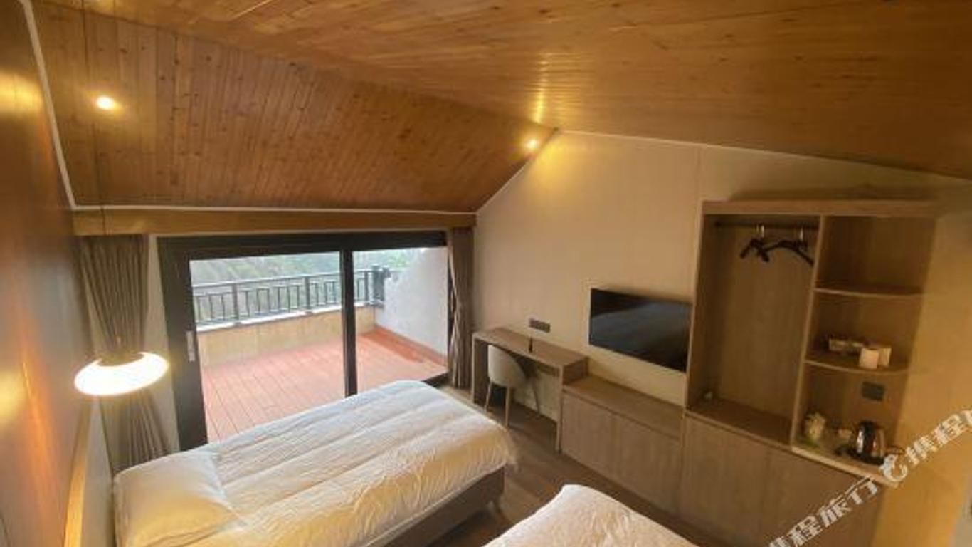 Rishang Resort Hotel