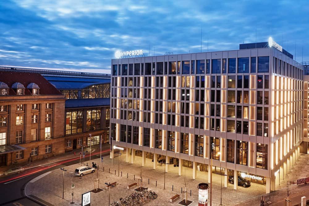 Gebäude