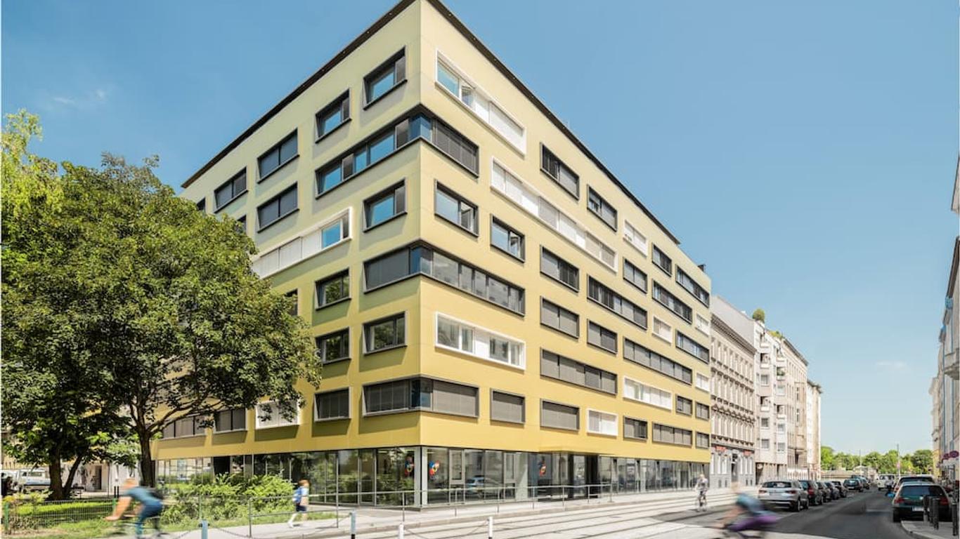 myNext - Hotel Leo