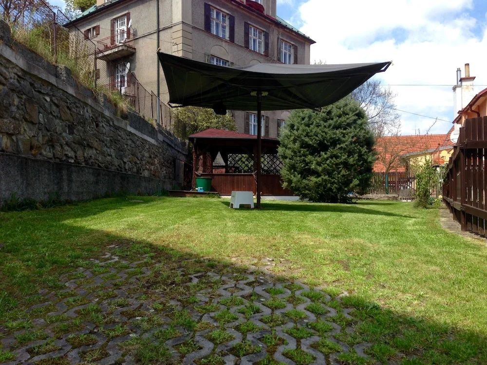 Sonstige