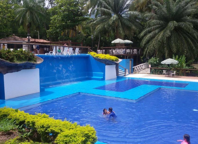 Pool Foto