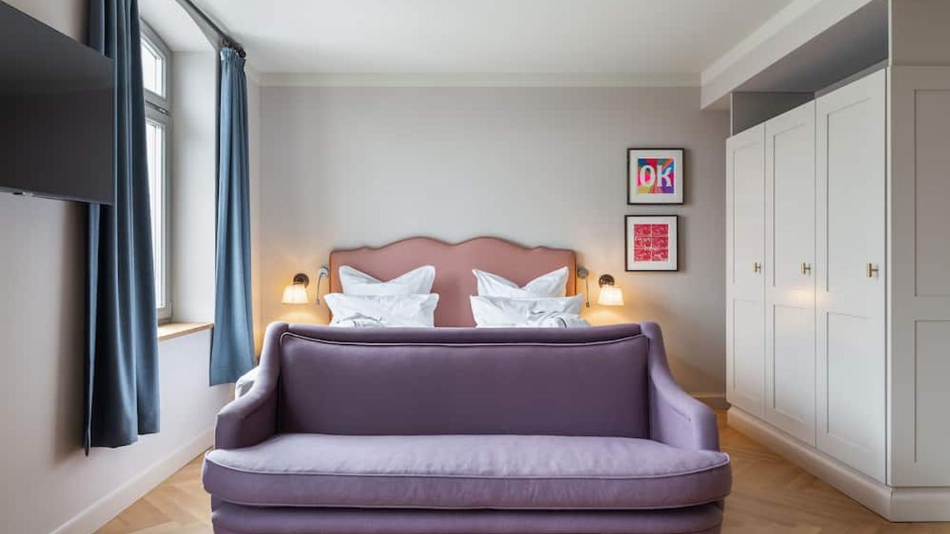 Mimosa Suites