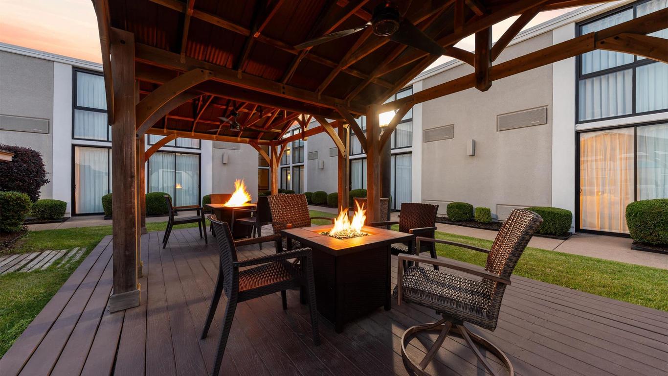 Wyndham Riverfront Little Rock